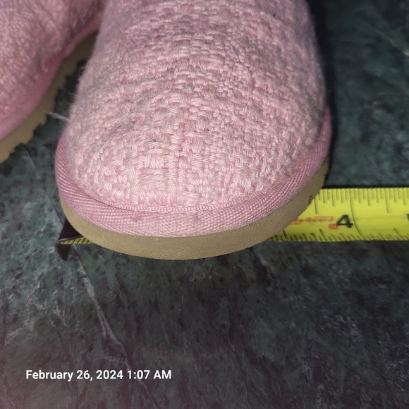 UGG lace up heirloom boots - Picture 6 of 13